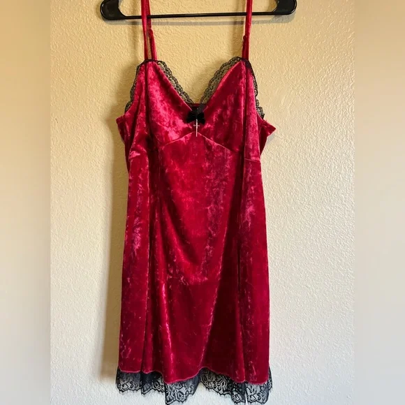 Social Collision Red Velvet Dress - Picture 3 of 9